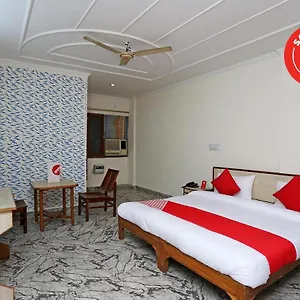 Oyo 14100 D Meridien Hotel